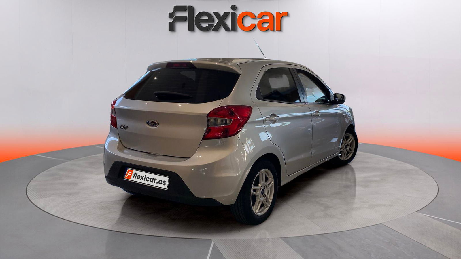 https://cdn-flexicar.caraffinity.it/public_appraisal_images_pro/images/stock/174675/MOdgbkyocL__WhatsApp Image 2025-08-13 at 16.17.07 (2).jpeg